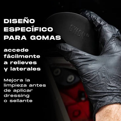 Cepillo para Neumáticos Profesional – Gyeon Q²M Tire Brush