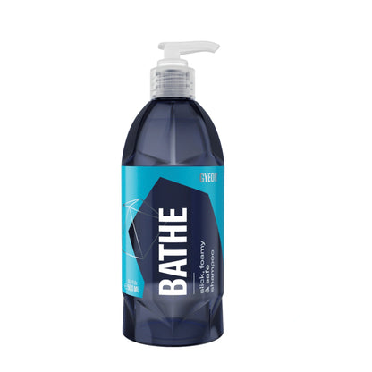 CHAMPÚ pH NEUTRO PARA UN LAVADO SEGURO – GYEON Q²M Bathe