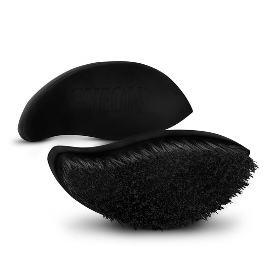 Cepillo para Neumáticos Profesional – Gyeon Q²M Tire Brush