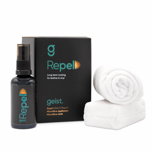 Geist Repel es un recubrimiento cerámico ecológico de nueva generación, desarrollado específicamente para cuero, vinilo y cuero sintético, que crea una barrera protectora duradera, transpirable y sin brillo artificial.